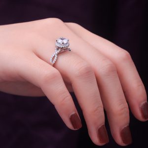 Gothic Classic Zircon Ring